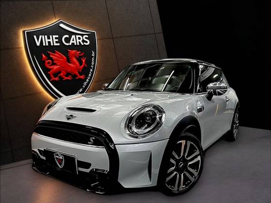 MINI COOPER 2.0 16V TWINPOWER GASOLINA S EXCLUSIVE 2P STEPTRONIC MINI COOPER 2.0 16V TWINPOWER GASOLINA S EXCLUSIVE 2P STEPTRONIC